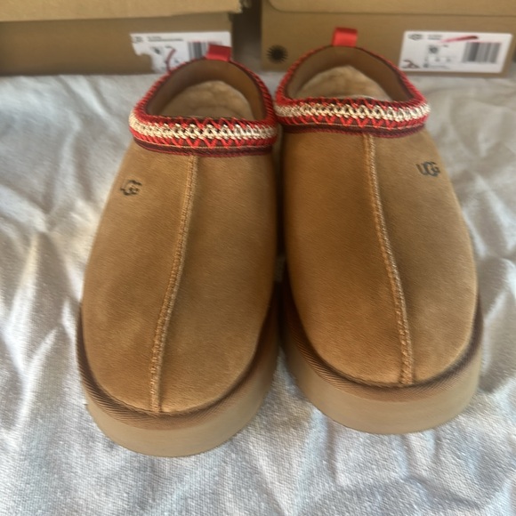 Ugg Kids Tasman Slipper - Picture 3 of 6